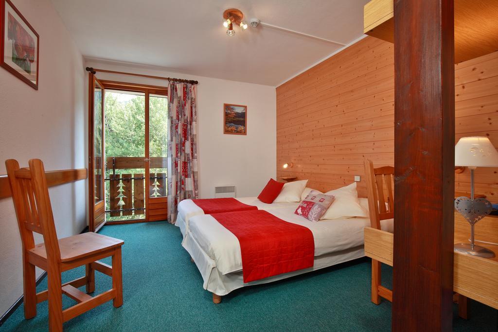 Logis Hotel Le Vetine Le Valtin Zimmer foto